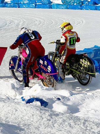 Команда ледовых гладиаторов из Красногорска заняла 3 место в Командном Чемпионате России по мотогонкам на льду высшей лиги в 2024 году!